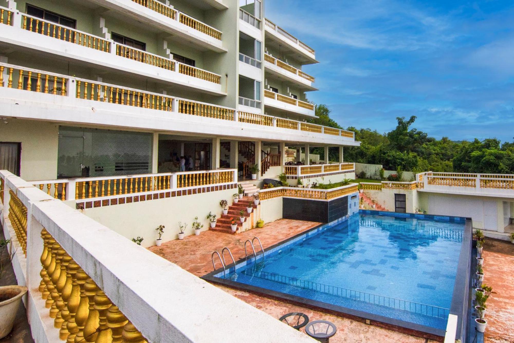 Hotel Capital O The Great Ocean View Mandrem
